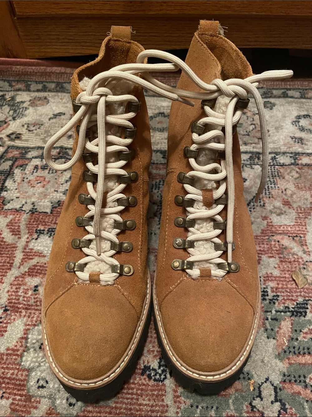 Women’s Splendid Suede Lace-Up Boots in Tan